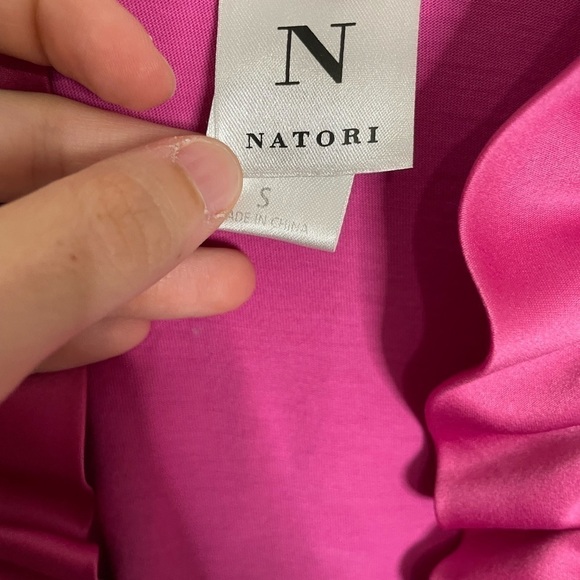 NATORI Pink Ruffle Satin Robe Small - Picture 2 of 8